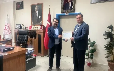 Başarı Belgesi Takdimi ve Teşekkürler