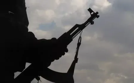 PKK'dan Tarihi Karar: 47 Yıllık Örgüt Kendini Feshettiğini ve Silah Bıraktığını Açıkladı