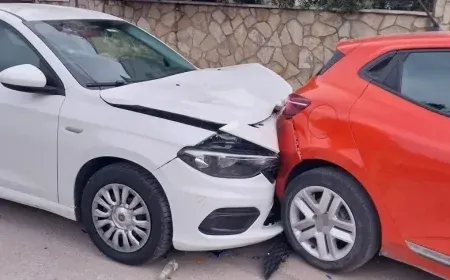Balıkesir Bandırma'da Yürek Yakan Kaza: Eski Milletvekilinin Karıştığı Kazada Motosiklet Sürücüsü Hayatını Kaybetti