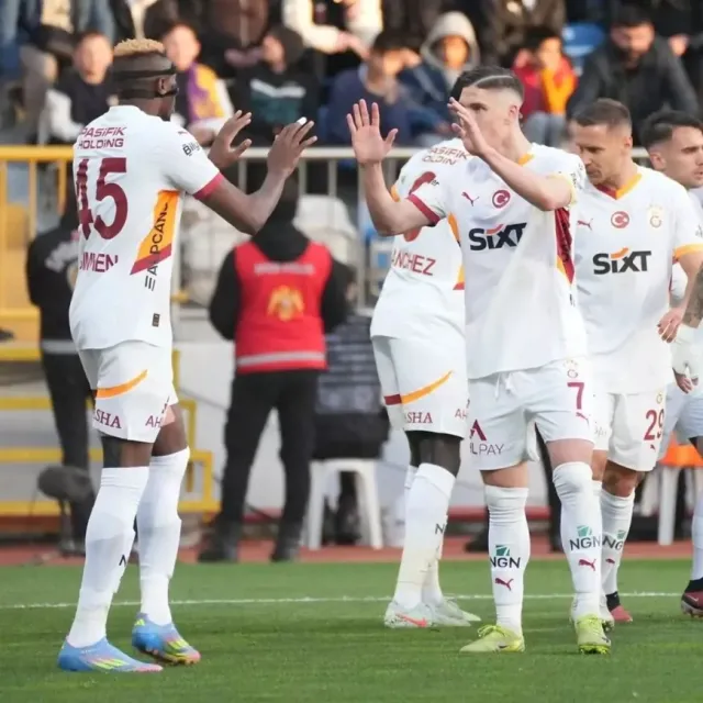 Galatasaray, Zorlu Adana Deplasmanından Kritik Galibiyetle Döndü: Şampiyonluk Yolunda Dev Adım!