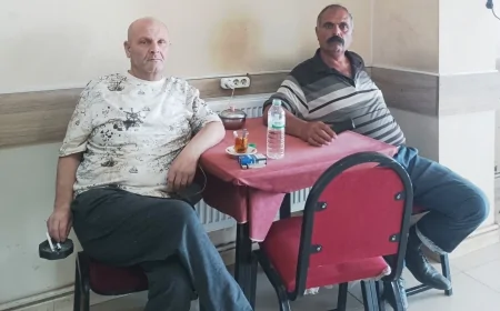 Yıllar Geçse de Kardeşlik Aynı: Yılmaz Karaca ile Bir Hatıra Kare