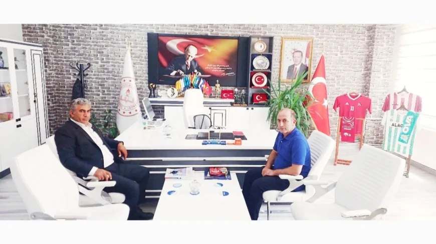 (Iğdır) AK Parti Aralık İlçe Başkanı Paşa Şeyran’dan İlçe Milli Eğitim Müdürü Fahrettin Demirel’e Ziyaret