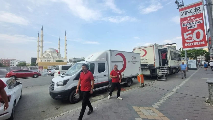 Kızılay Kan Toplama TIR'ı Iğdır'da Kan Bağışı Kabulüne Başladı