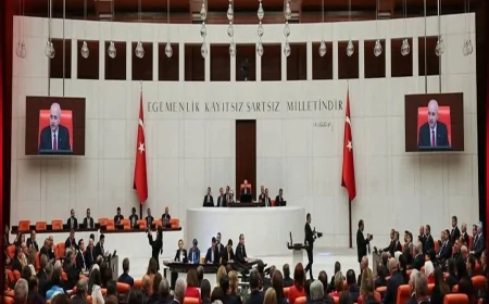 TBMM'YE ŞAŞIRTAN BAŞVURU: SİGARA İÇMEYENLERE ERKEN ÇIKIŞ TALEBİ