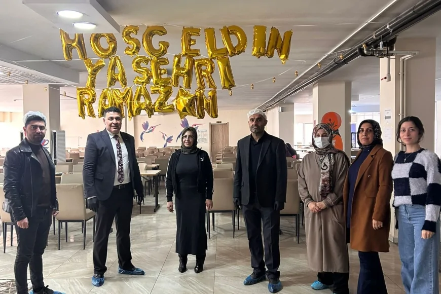 Iğdır KYK Yurt Hizmetleri Müdürü Erol Bayat’tan Öğrencilere Manevi Destek Programı